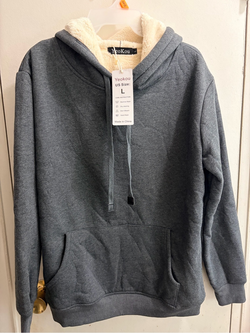 Yeokou Men's Dark Gray Sherpa-Lined Crewneck Hoodie